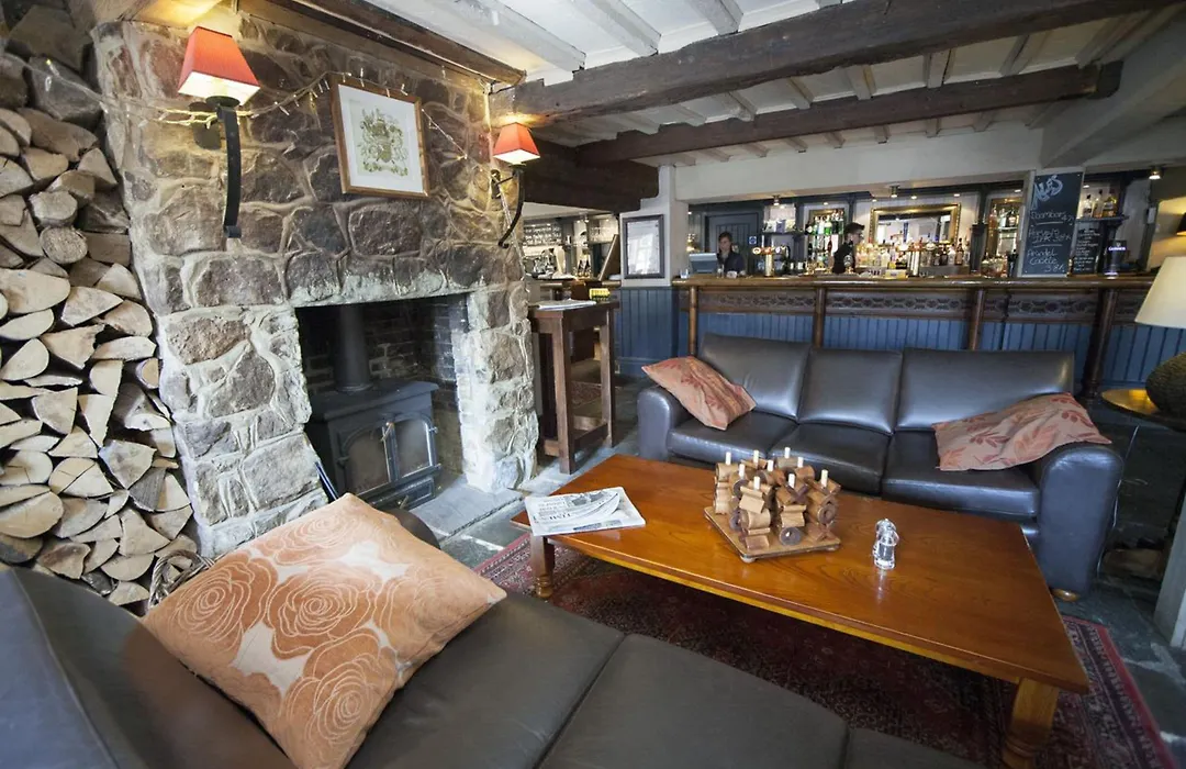 The White Swan-1